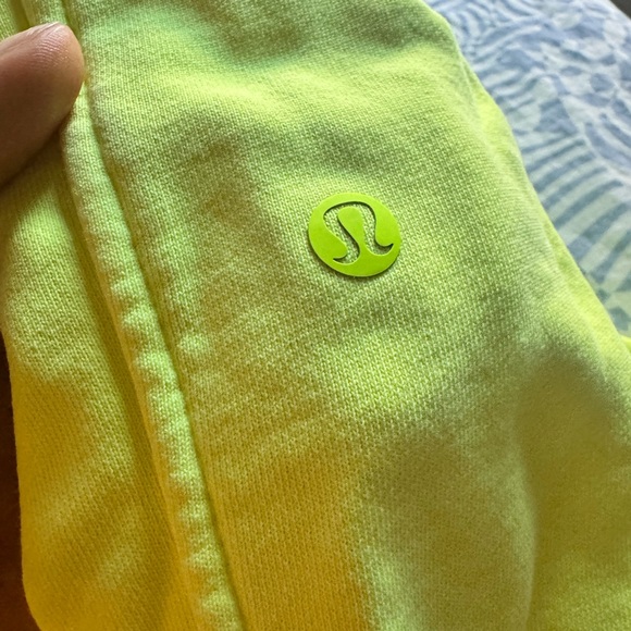 3 pair Lululemon Joggers - Picture 5 of 8